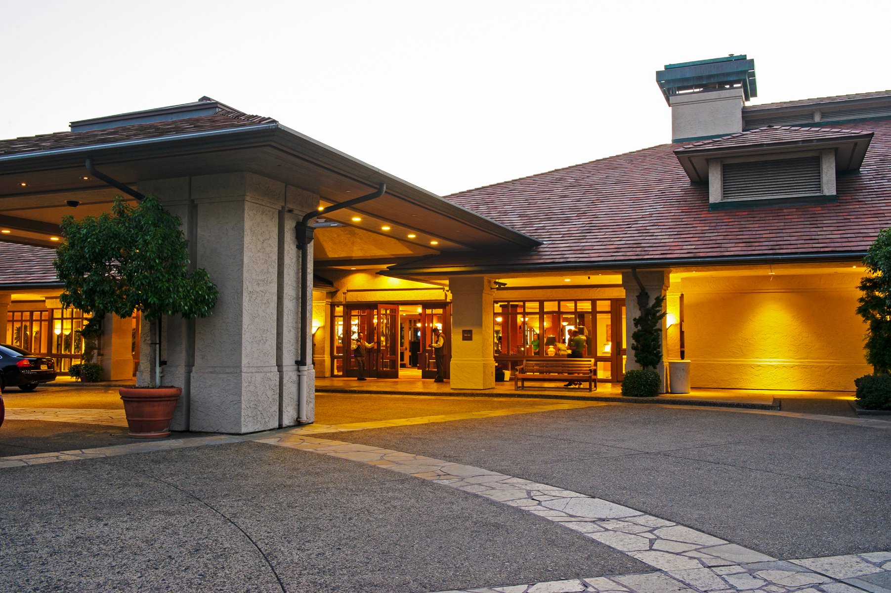 The Inn at Spanish Bay entrance at dusk